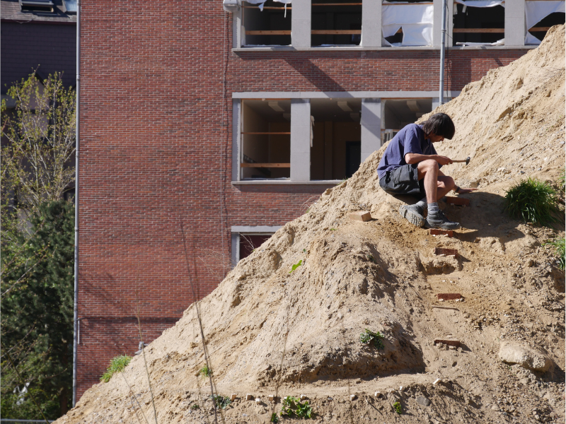 Photo : Enseignement Building as a Verb - Pratiquer la maintenance, Faculté d’architecture de l’ULB © T. Abenia, 2026